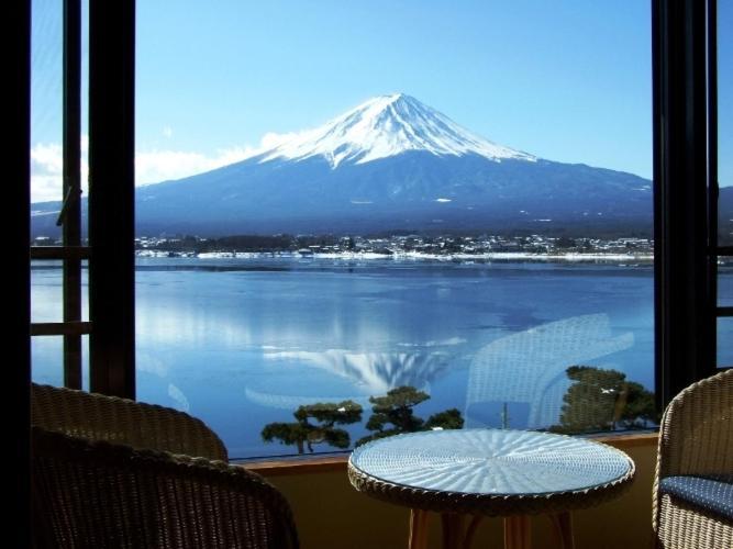 Shuhokaku Kogetsu Hotel Fujikawaguchiko Buitenkant foto